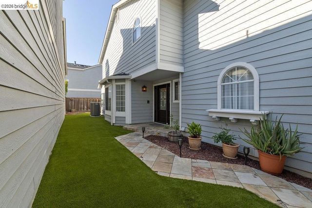 724 Winterside Circle, San Ramon, CA 94583
