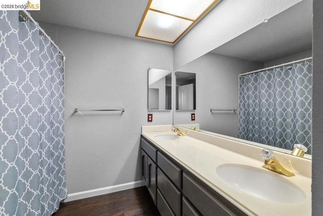 724 Winterside Circle, San Ramon, CA 94583