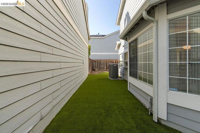724 Winterside Circle, San Ramon, CA 94583