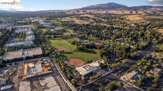 724 Winterside Circle, San Ramon, CA 94583