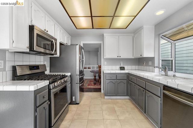 724 Winterside Circle, San Ramon, CA 94583