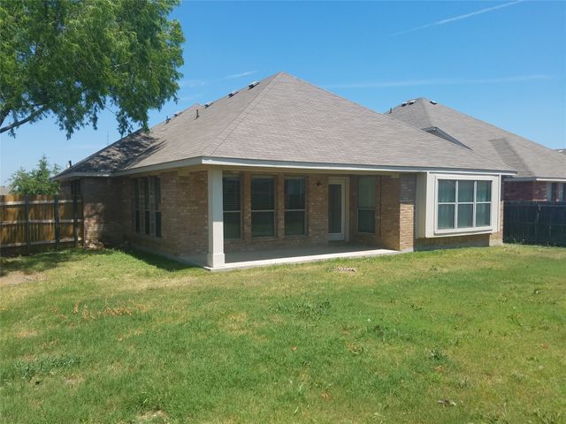 905 Remington Ranch Road, Mansfield, TX 76063