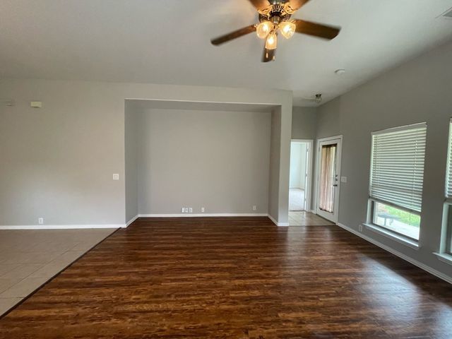 905 Remington Ranch Road, Mansfield, TX 76063