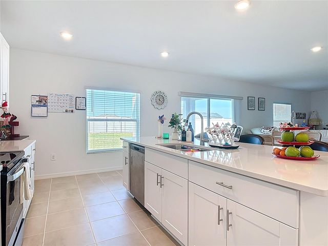 1146 CALICO POINTE CIRCLE, Groveland, FL 34736