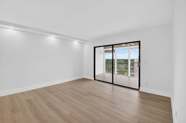 14475 Strathmore Lane 808, Delray Beach, FL 33446