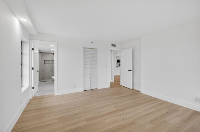 14475 Strathmore Lane 808, Delray Beach, FL 33446