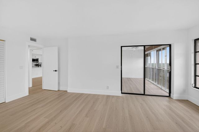 14475 Strathmore Lane 808, Delray Beach, FL 33446