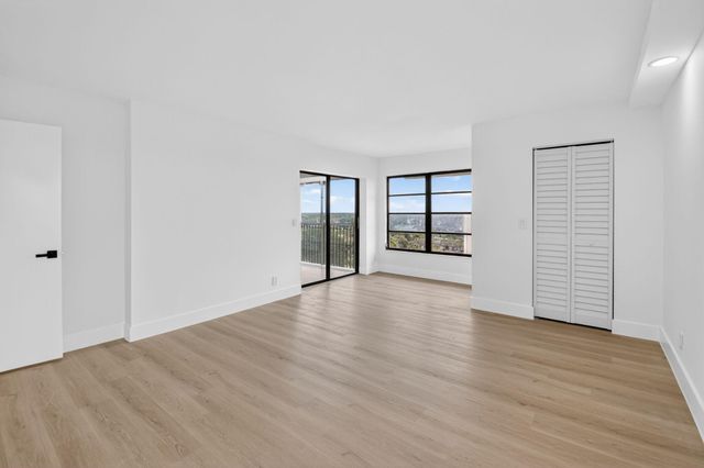 14475 Strathmore Lane 808, Delray Beach, FL 33446