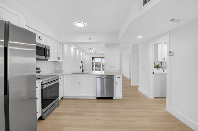 14475 Strathmore Lane 808, Delray Beach, FL 33446