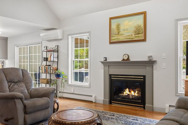9 Homestead Lane, Brentwood, NH 03833