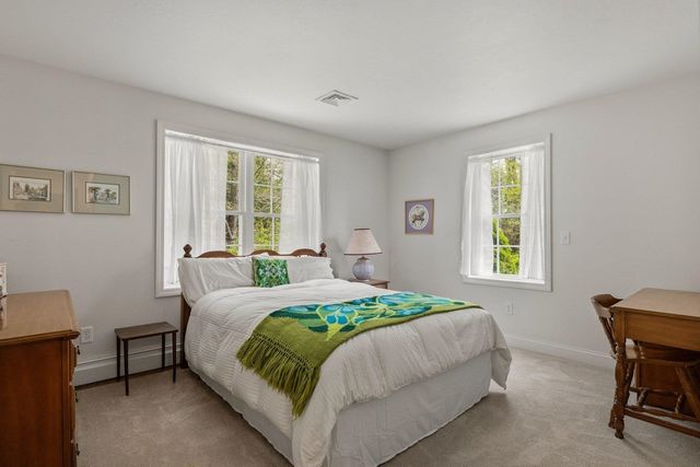 9 Homestead Lane, Brentwood, NH 03833