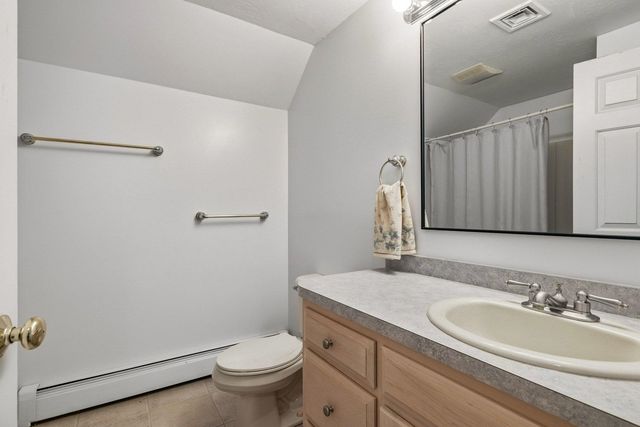9 Homestead Lane, Brentwood, NH 03833