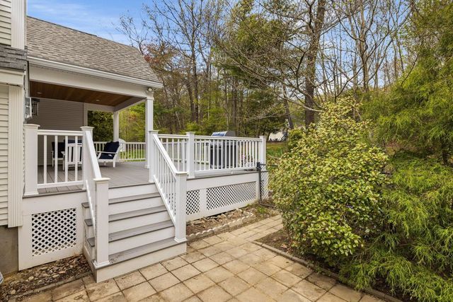 9 Homestead Lane, Brentwood, NH 03833