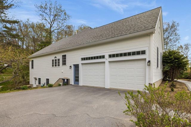 9 Homestead Lane, Brentwood, NH 03833