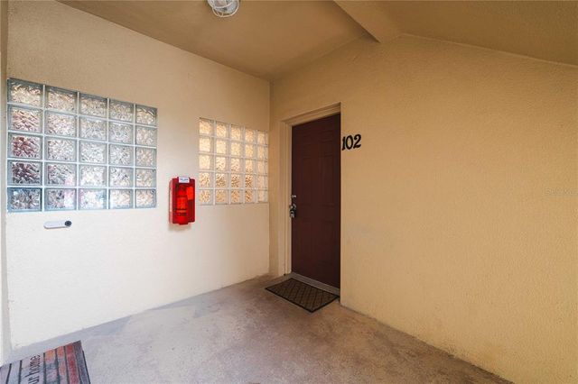 6434 CYPRESSDALE DRIVE 102, Riverview, FL 33578