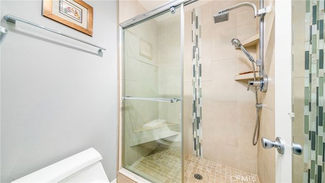 14933 Index, San Fernando, CA 91345