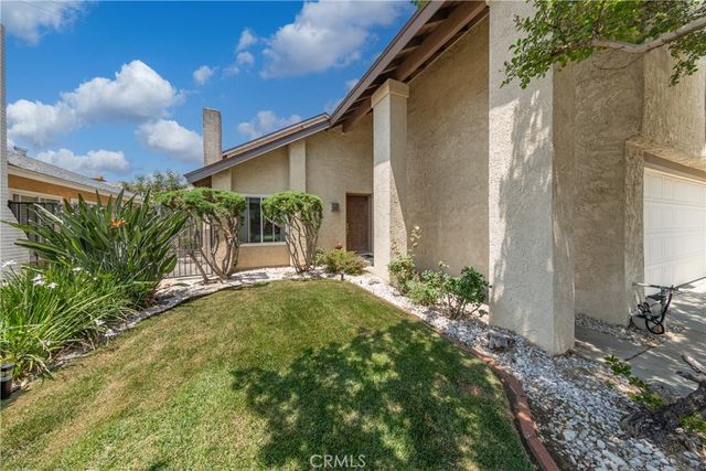 14933 Index, San Fernando, CA 91345