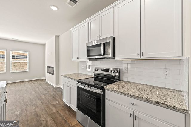 5280 Magnolia Grove Way, Gainesville, GA 30504