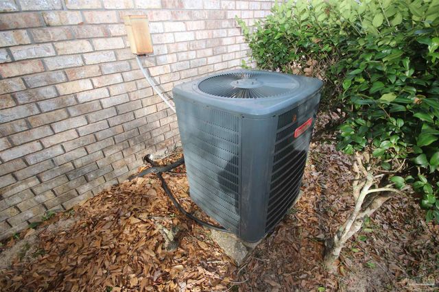 5005 Ponitz Pkwy, Pace, FL 32571