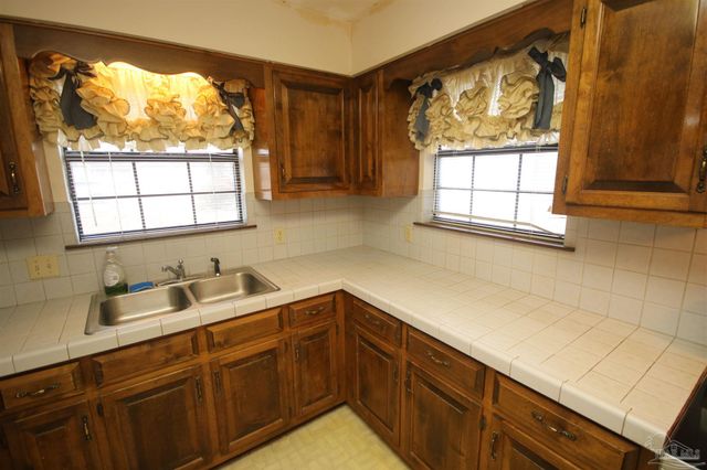 5005 Ponitz Pkwy, Pace, FL 32571