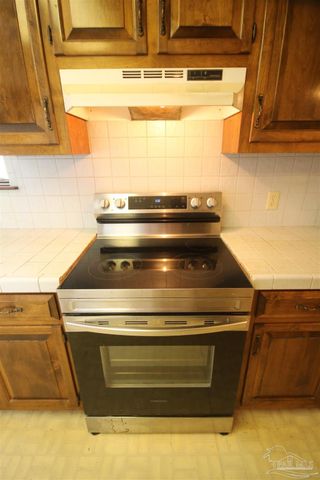 5005 Ponitz Pkwy, Pace, FL 32571