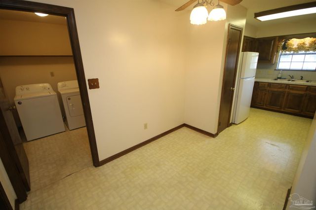 5005 Ponitz Pkwy, Pace, FL 32571