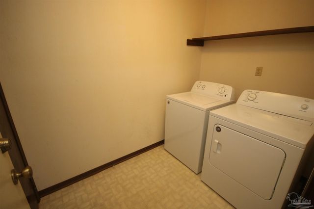 5005 Ponitz Pkwy, Pace, FL 32571