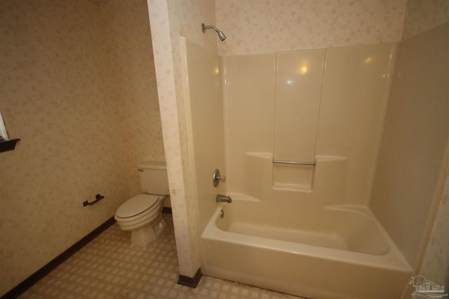 5005 Ponitz Pkwy, Pace, FL 32571