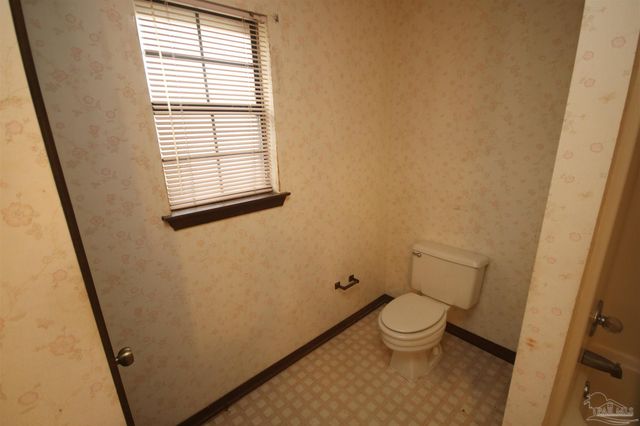 5005 Ponitz Pkwy, Pace, FL 32571