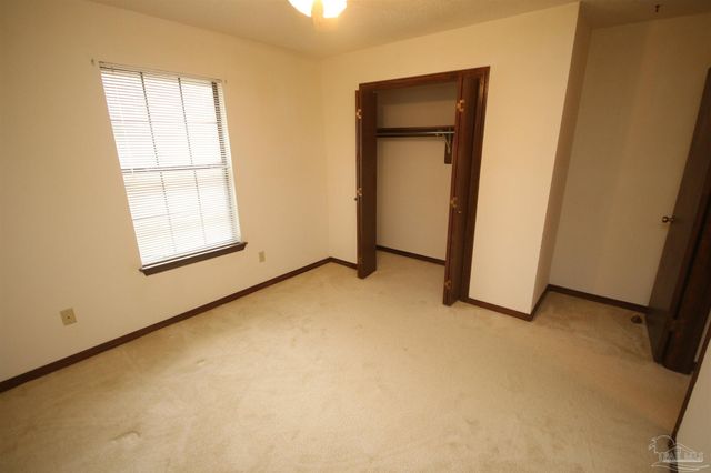 5005 Ponitz Pkwy, Pace, FL 32571