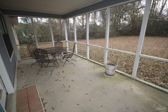 5005 Ponitz Pkwy, Pace, FL 32571