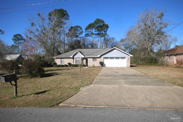 5005 Ponitz Pkwy, Pace, FL 32571