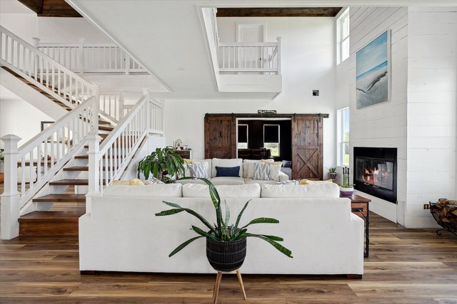 128 Wyatt Earp Way, Whitney, TX 76692