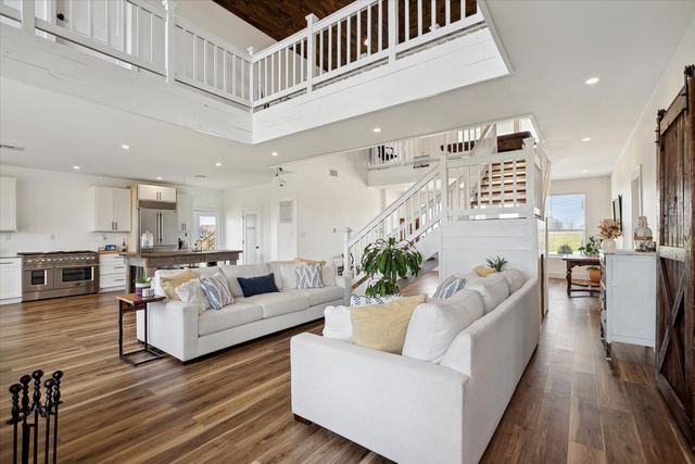 128 Wyatt Earp Way, Whitney, TX 76692