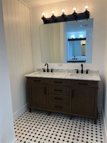 128 Wyatt Earp Way, Whitney, TX 76692