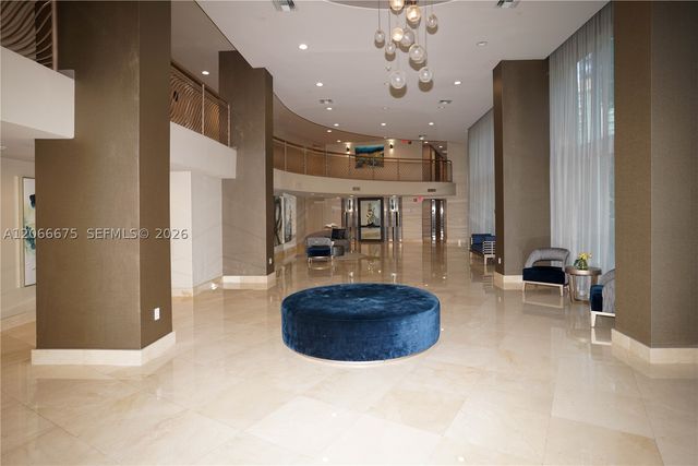 3370 Hidden Bay Dr 213, Aventura, FL 33180