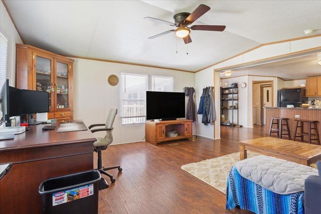 216 Moore ST, Rogers, TX 76569