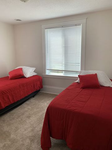 2818 Dupont Avenue N, Minneapolis, MN 55411