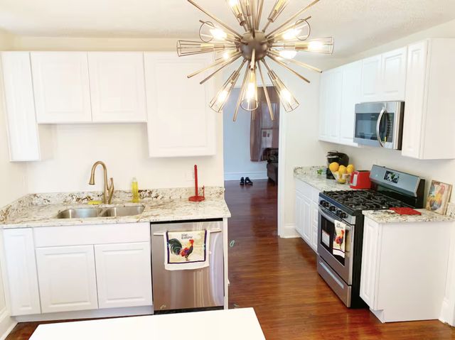 2818 Dupont Avenue N, Minneapolis, MN 55411