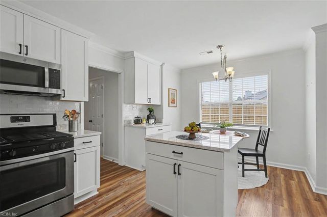 884 Levy LOOP, Virginia Beach, VA 23454