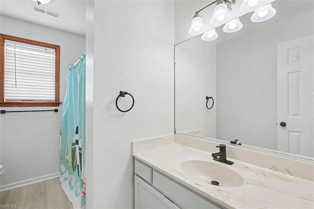 884 Levy LOOP, Virginia Beach, VA 23454