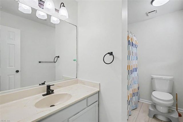 884 Levy LOOP, Virginia Beach, VA 23454