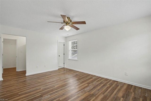 884 Levy LOOP, Virginia Beach, VA 23454