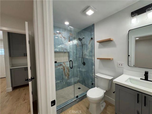 1873 W Broadway, Anaheim, CA 92804