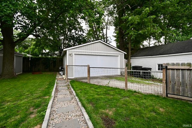 1209 S 14th Street, Lafayette, IN 47905