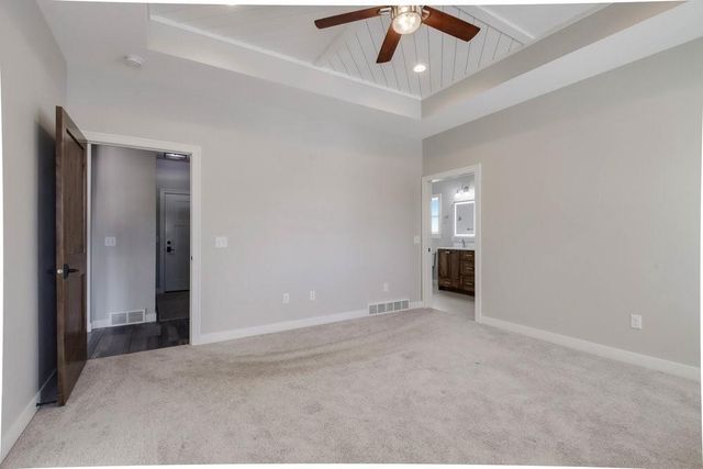 3981 High View Drive, Eau Claire, WI 54703