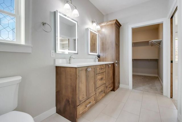 3981 High View Drive, Eau Claire, WI 54703