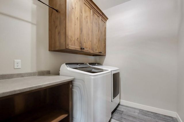 3981 High View Drive, Eau Claire, WI 54703