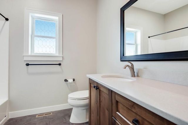 3981 High View Drive, Eau Claire, WI 54703