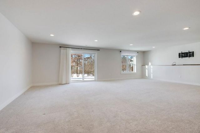 3981 High View Drive, Eau Claire, WI 54703